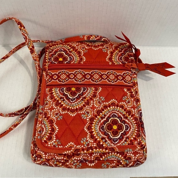 Vera Bradley MINI BOHO HIPSTER
Crossbody PAPRIKA Shoulder
Bag Purse Organizer - Picture 7 of 15